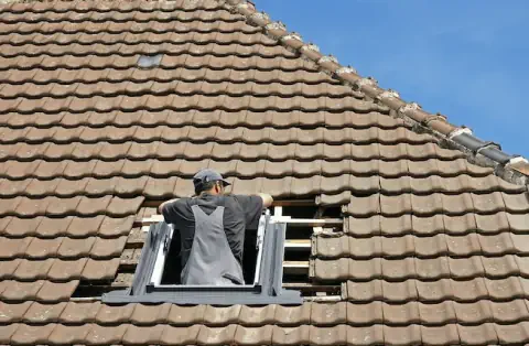 Pose de velux - Til-Châtel